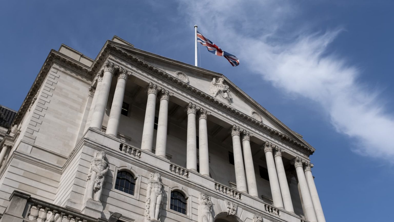 107399888 1712844768984 gettyimages 1695167539 20230926 bank of england 002