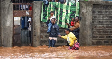 24kenya floods 01 kpvg facebookJumbo