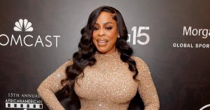 Niecy Nash Betts Advice for Overcoming Marital Challenges Includes Champagne and Getting Naked 1