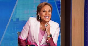 Robin Roberts Returns to ‘GMA With Broken Wrist After Hiatus Little Tumble on the Tennis Court 1