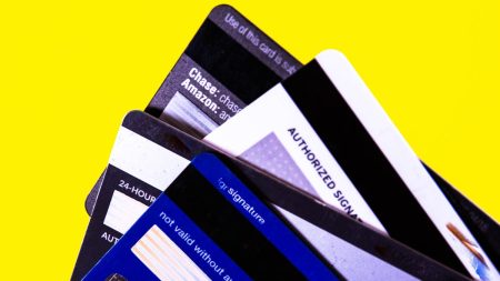 credit cards yellow 01