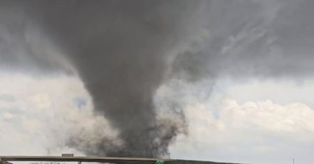 1714605415520 nn mve new tornado damage in the plains 240501 1920x1080 xsuk98