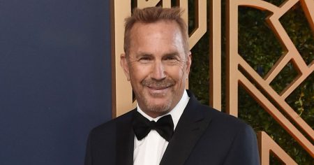 Kevin Costner Blended Family Meet His 7 Children Their Mothers 0000