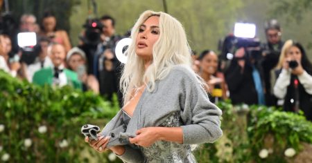 Kim Kardashian Says Breathing Is an Art Form in Met Gala Corset Dress