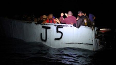 Migrant boat 1