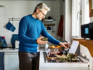 older male cooking 732x549 thumbnail
